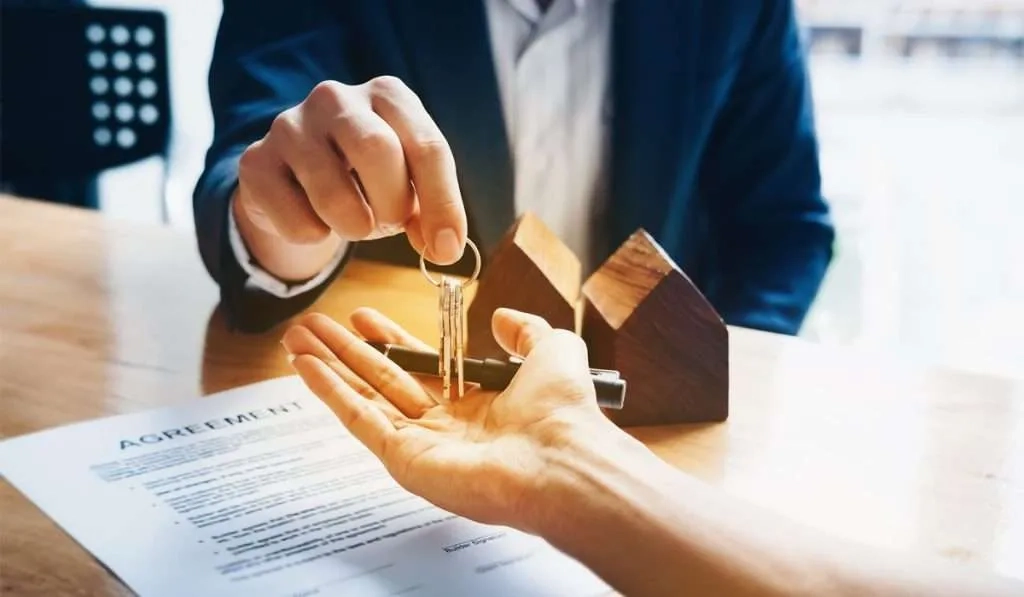 How Title Companies Work with Real Estate Agents and Attorneys